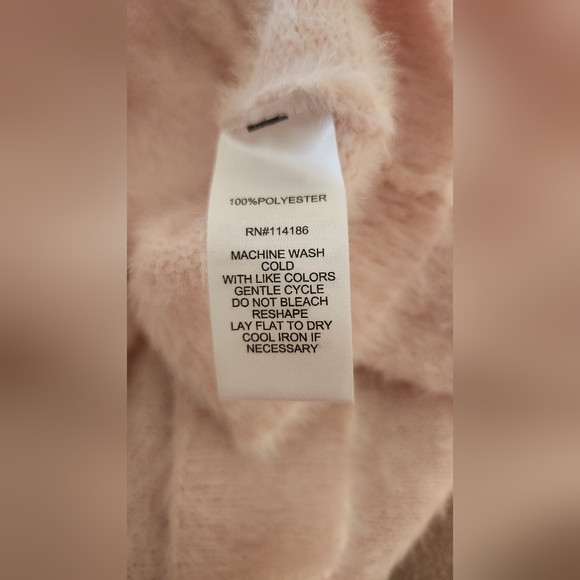 Love Scarlett pink fluffy top - Picture 7 of 7